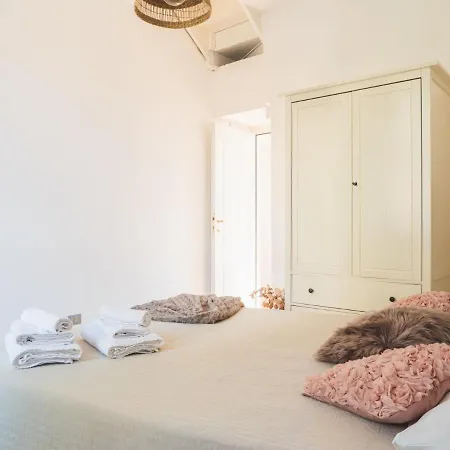 The Best Rent - Large Three Bedrooms In Милан
